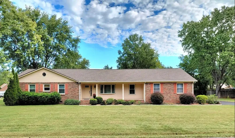 1454 Twin Feather Dr Murfreesboro, TN 37129