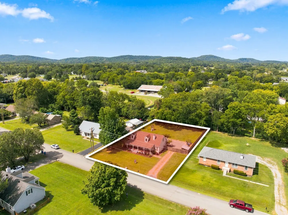 134 McNiel Dr Murfreesboro, TN 37128