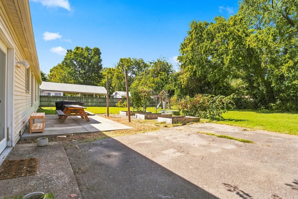134 McNiel Dr Murfreesboro, TN 37128