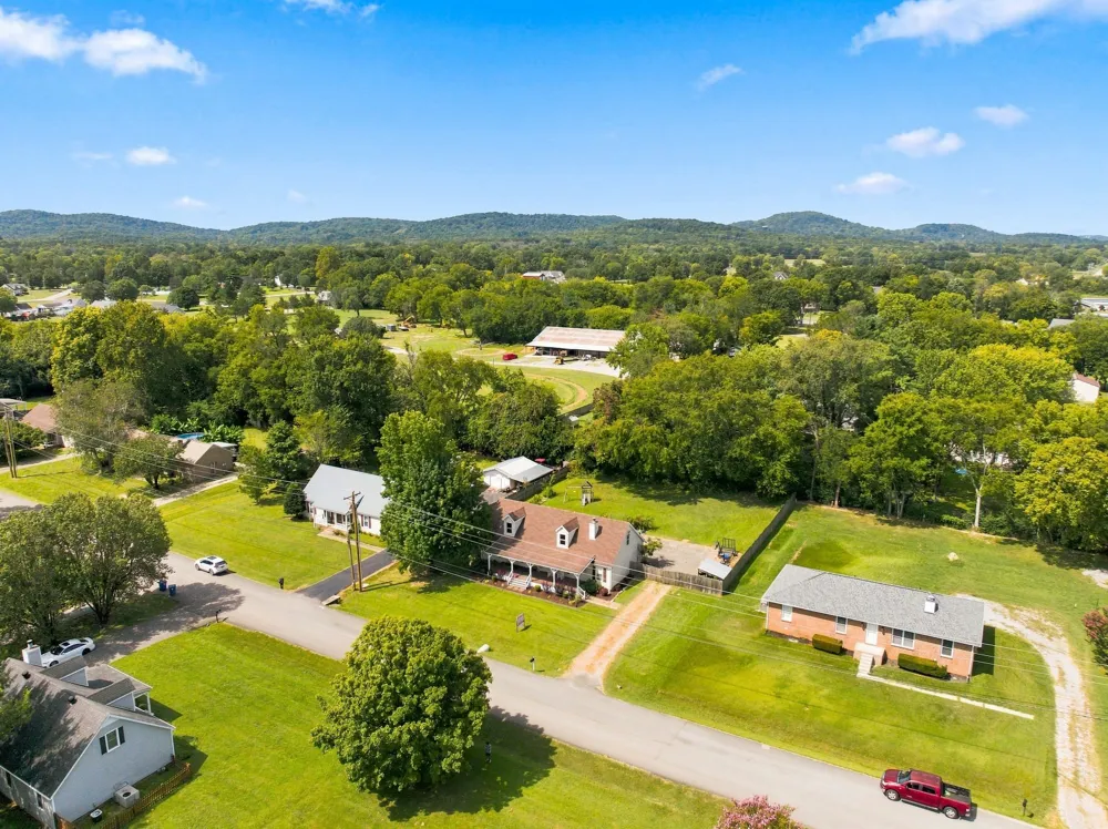 134 McNiel Dr Murfreesboro, TN 37128