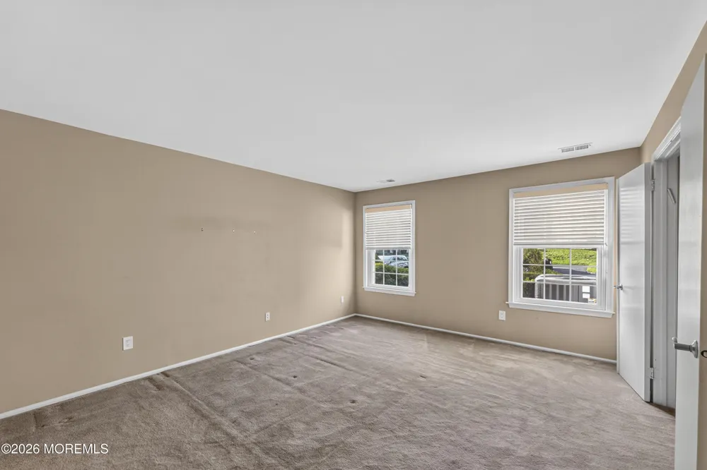398 Hampton Place Morganville, NJ 07751