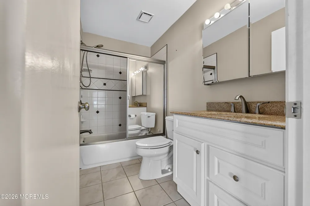 398 Hampton Place Morganville, NJ 07751