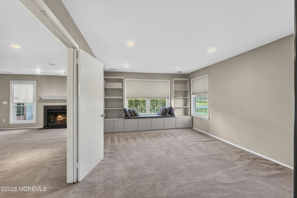 398 Hampton Place Morganville, NJ 07751