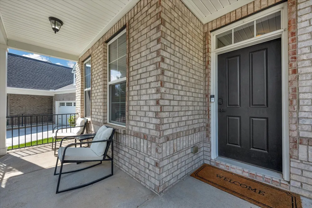 1909 Stonewater Dr Hermitage, TN 37076