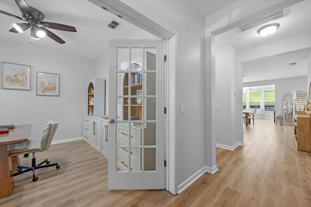 1909 Stonewater Dr Hermitage, TN 37076