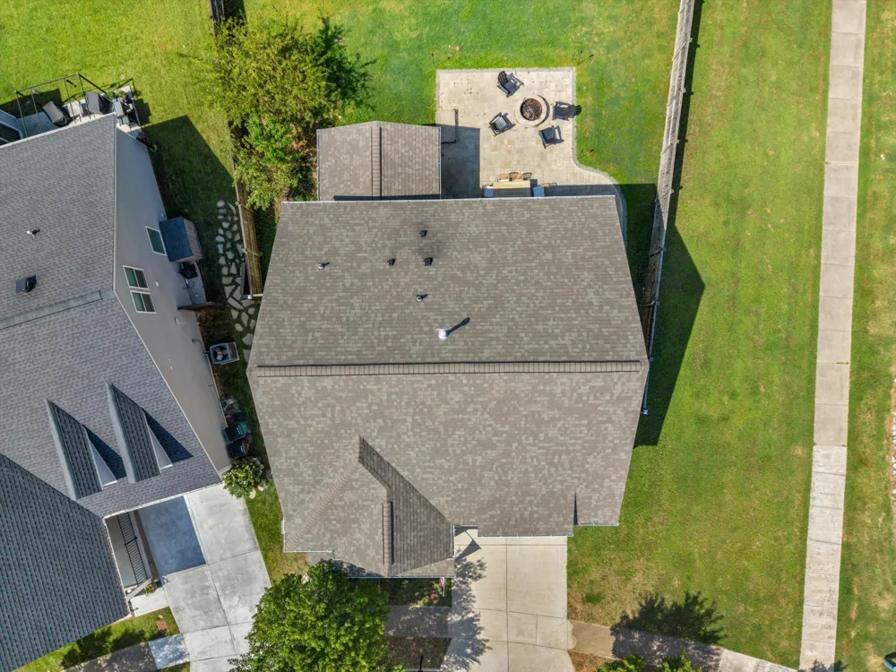 1909 Stonewater Dr Hermitage, TN 37076