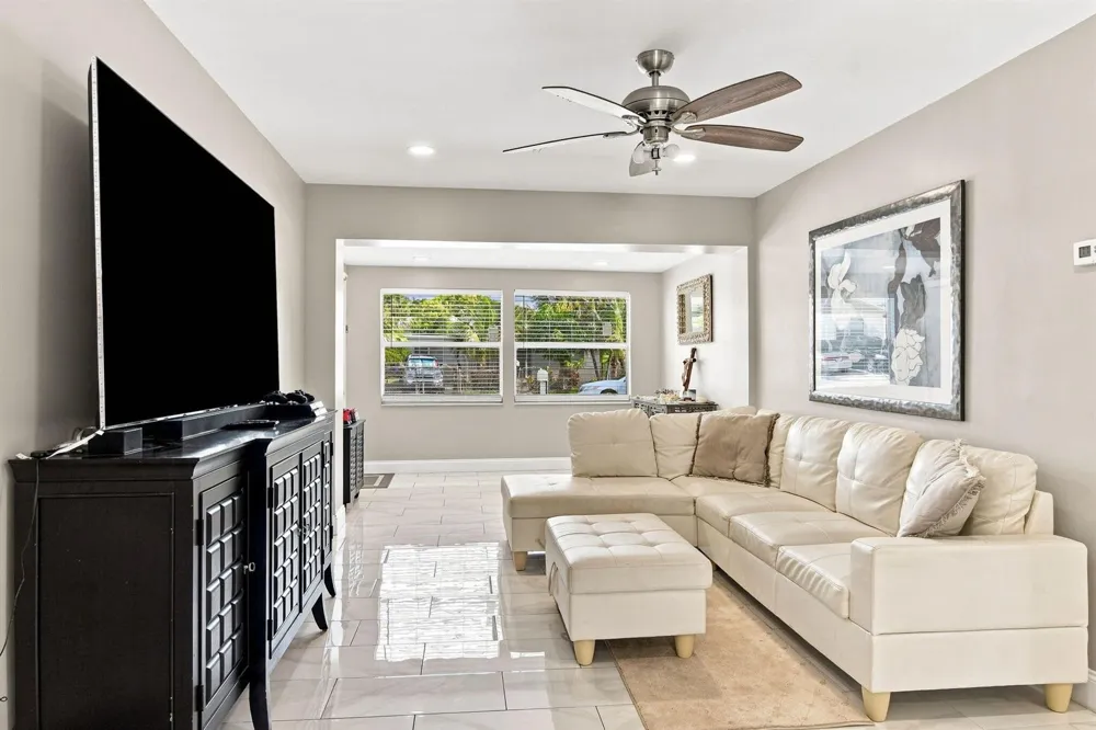 1217 W 32nd Street Riviera Beach, FL 33404
