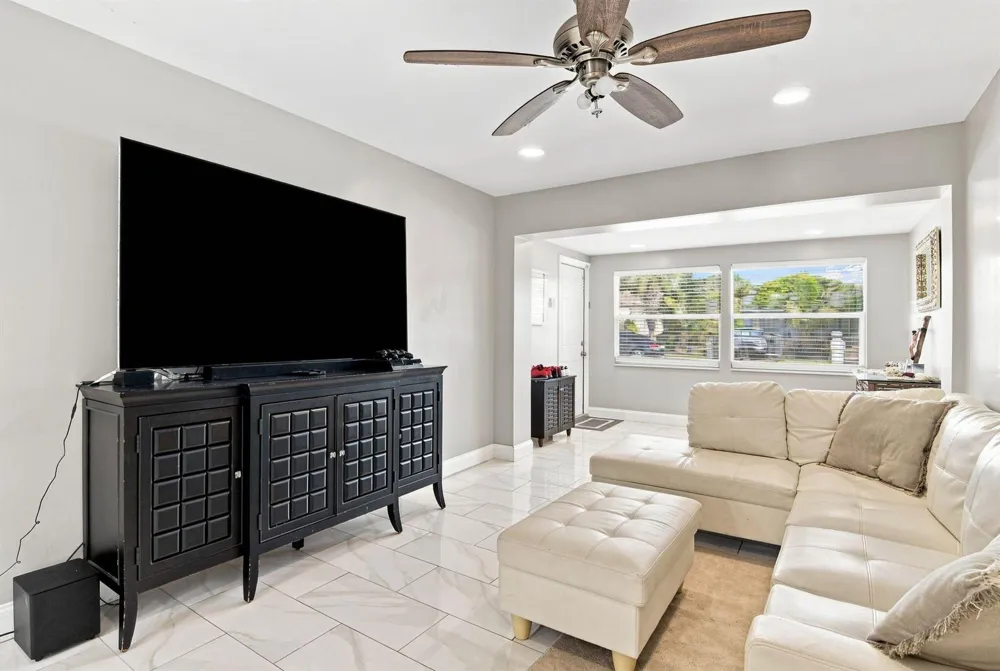 1217 W 32nd Street Riviera Beach, FL 33404