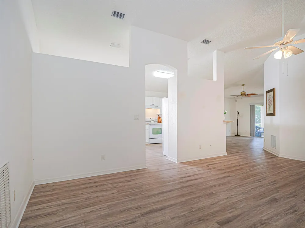 1143 13TH SQUARE Vero Beach, FL 32960