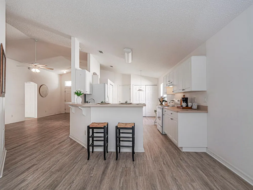 1143 13TH SQUARE Vero Beach, FL 32960