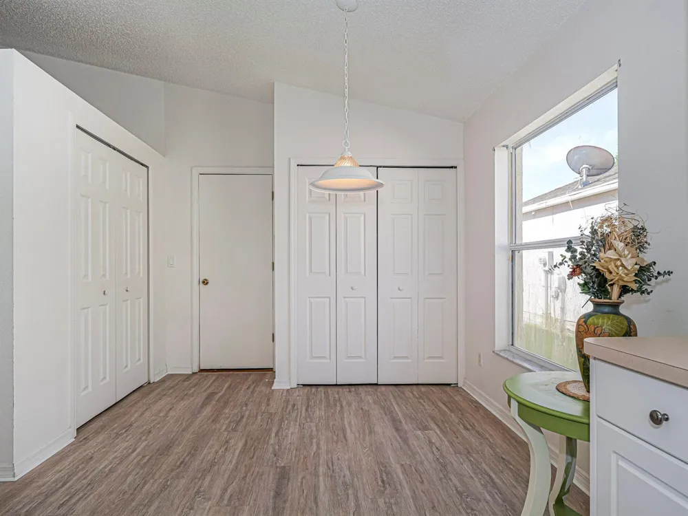 1143 13TH SQUARE Vero Beach, FL 32960