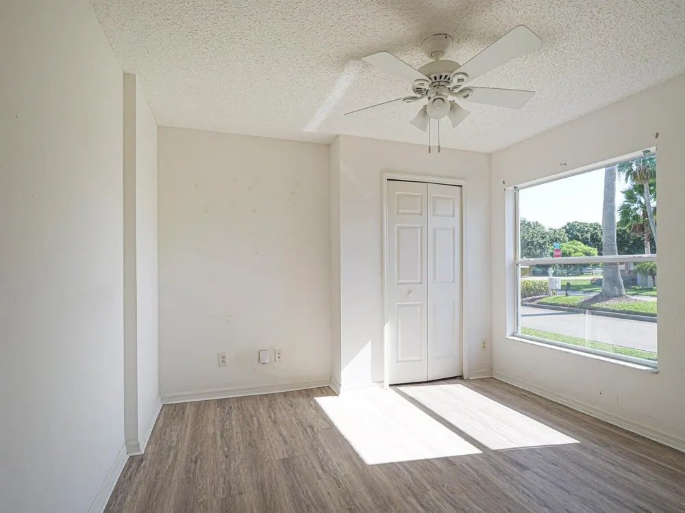 1143 13TH SQUARE Vero Beach, FL 32960