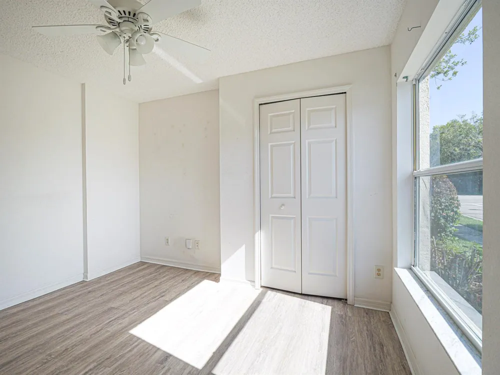 1143 13TH SQUARE Vero Beach, FL 32960