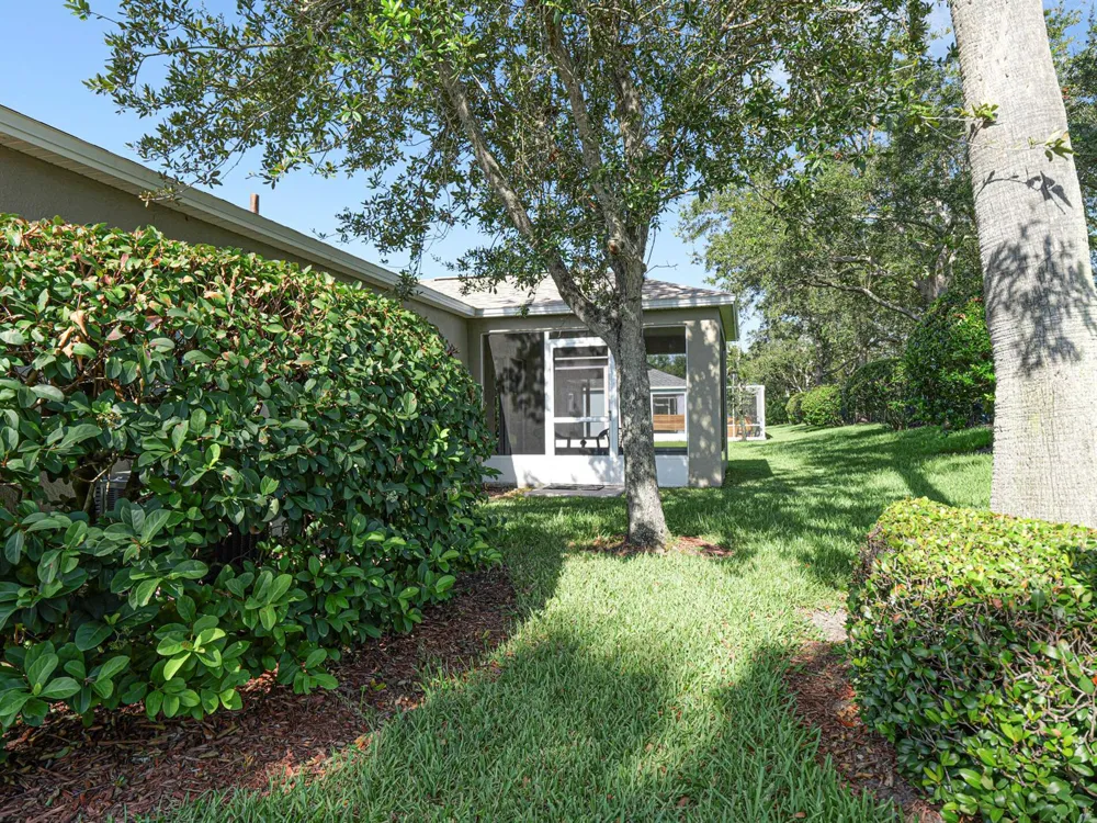 1143 13TH SQUARE Vero Beach, FL 32960