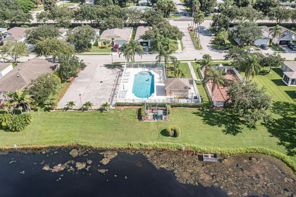 1143 13TH SQUARE Vero Beach, FL 32960