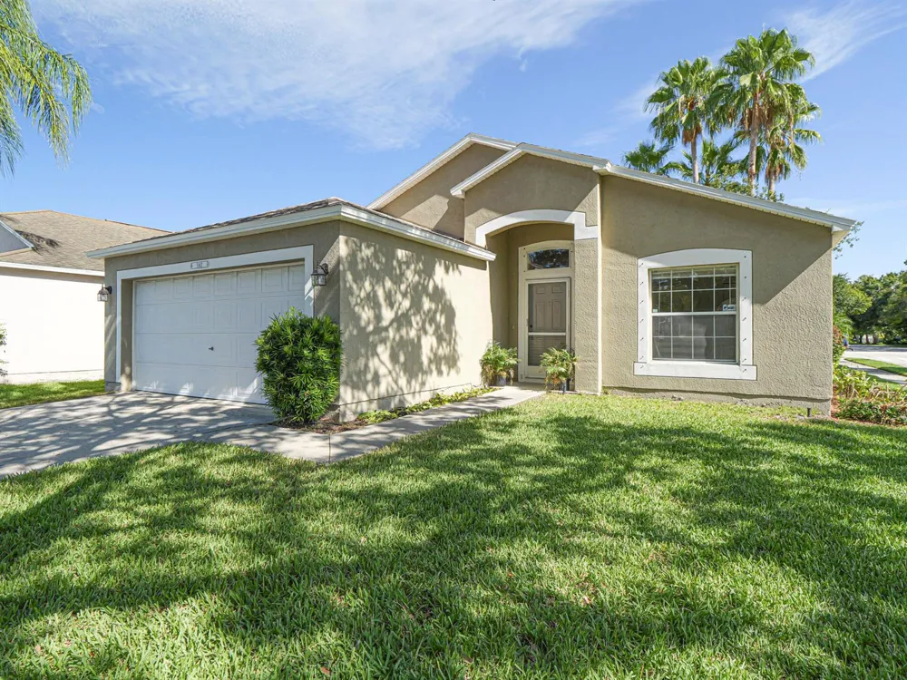 1143 13TH SQUARE Vero Beach, FL 32960