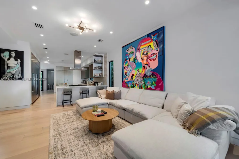 4442 Prairie Ave Miami Beach, FL 33140