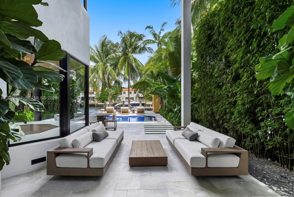4442 Prairie Ave Miami Beach, FL 33140