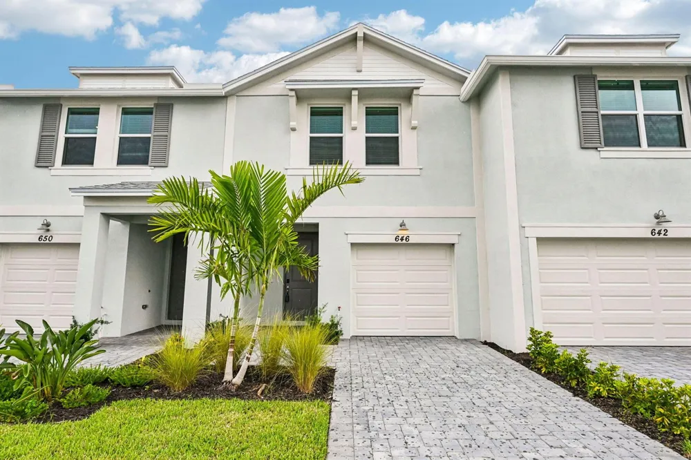646 Salisbury Circle Fort Pierce, FL 34982