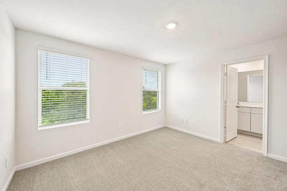 646 Salisbury Circle Fort Pierce, FL 34982