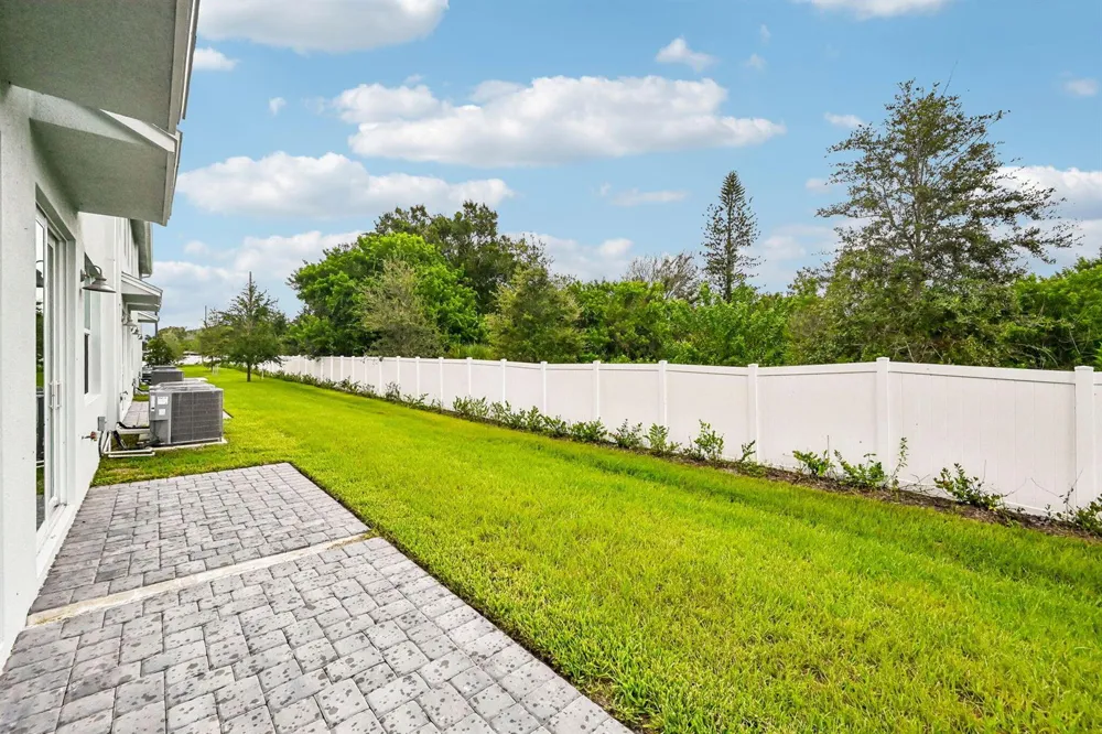 646 Salisbury Circle Fort Pierce, FL 34982