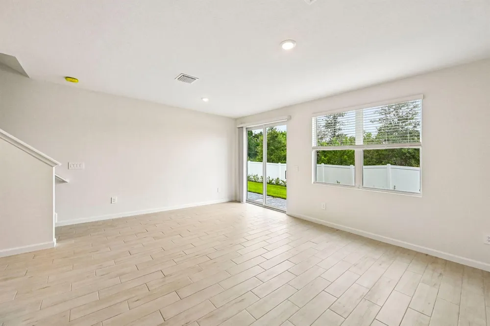 646 Salisbury Circle Fort Pierce, FL 34982