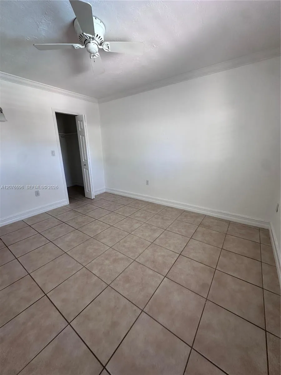 8615 SW 68th Ct #22 Pinecrest, FL 33156