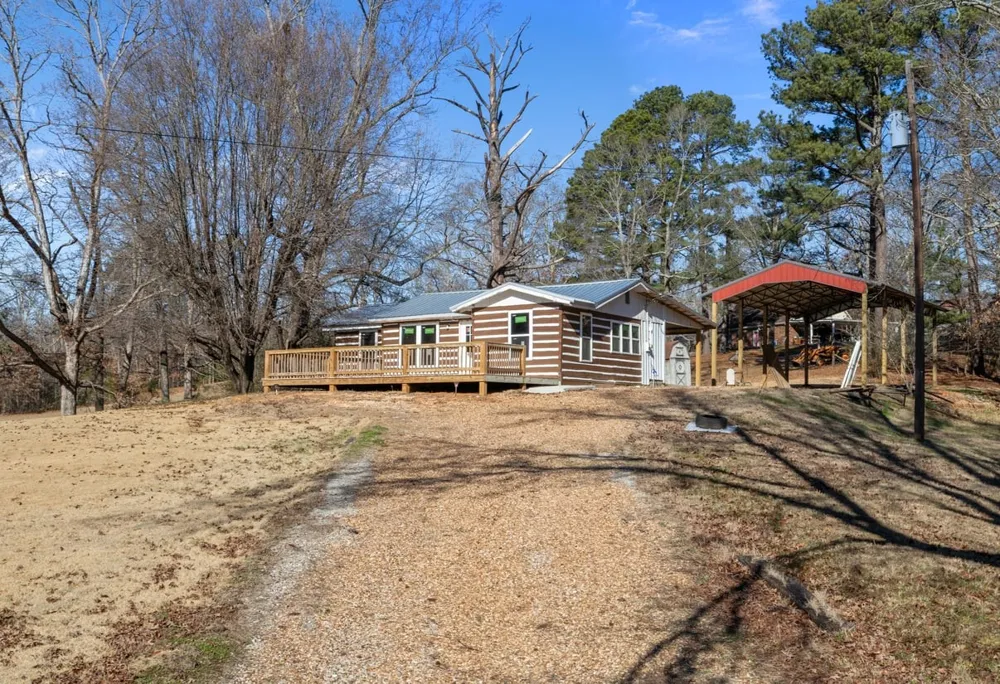 70 Old Bruceton Rd Bruceton, TN 38317