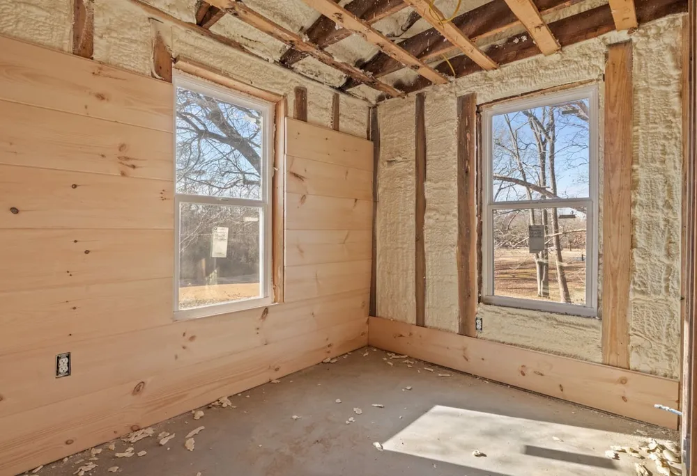 70 Old Bruceton Rd Bruceton, TN 38317