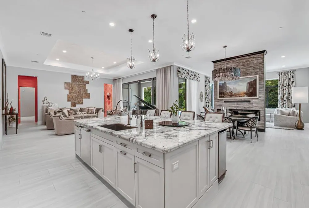 9228 Coral Isles Circle Palm Beach Gardens, FL 33412