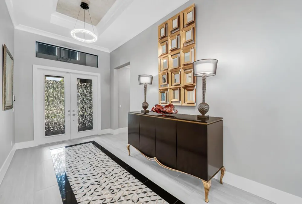 9228 Coral Isles Circle Palm Beach Gardens, FL 33412