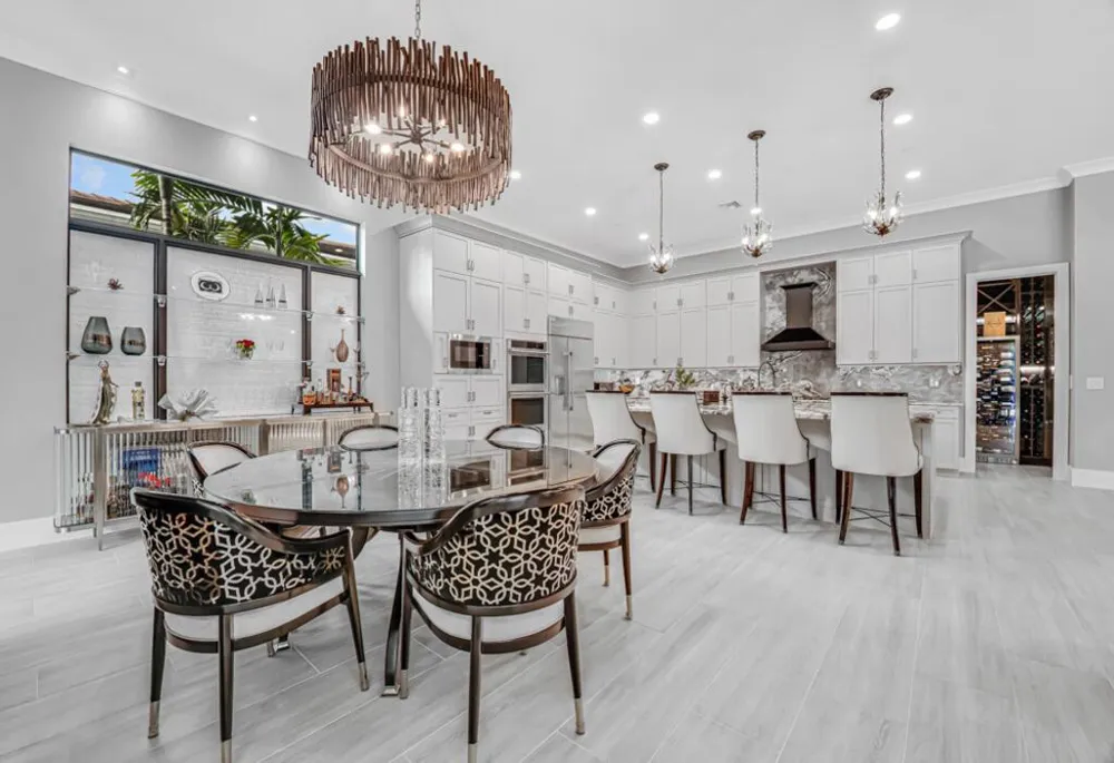 9228 Coral Isles Circle Palm Beach Gardens, FL 33412