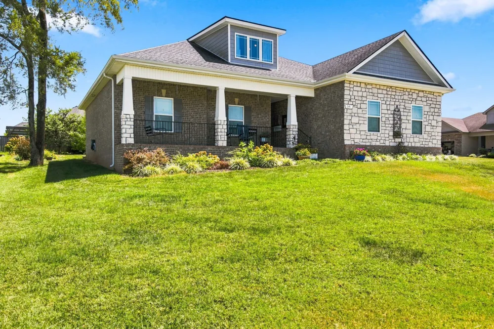 541 Sapphire Dr Murfreesboro, TN 37128