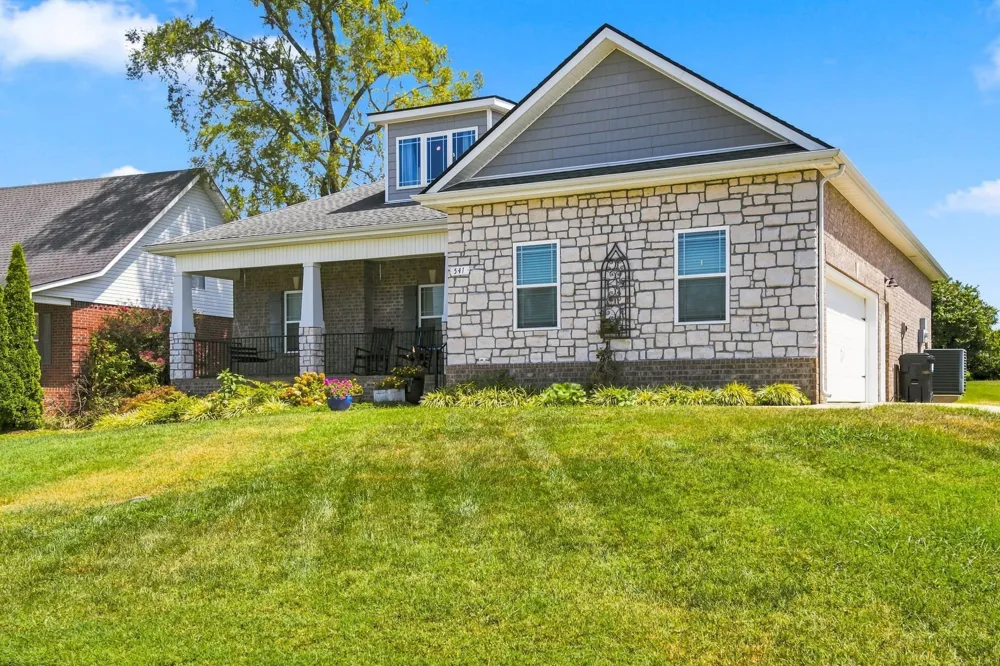 541 Sapphire Dr Murfreesboro, TN 37128