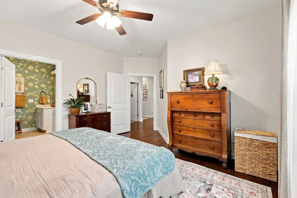 541 Sapphire Dr Murfreesboro, TN 37128