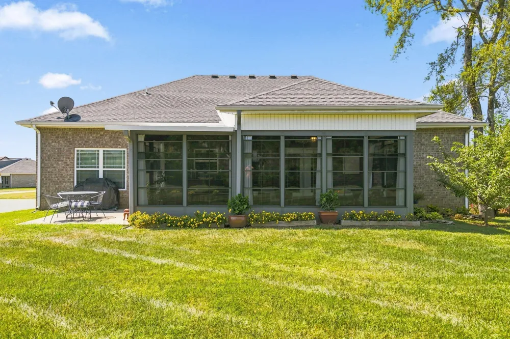 541 Sapphire Dr Murfreesboro, TN 37128