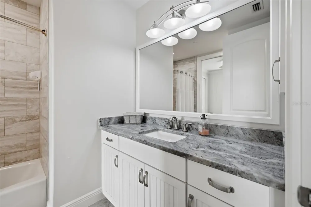 830 THE ESPLANADE #304 Venice, FL 34285