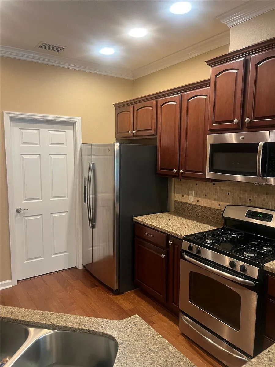 1385 ABBOT WAY Deland, FL 32724
