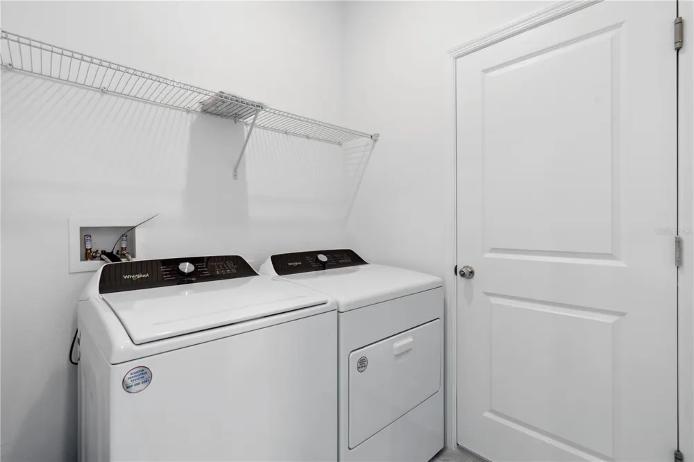716 DARING DRIVE Davenport, FL 33837