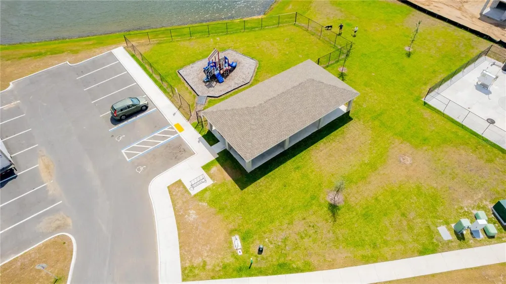 716 DARING DRIVE Davenport, FL 33837