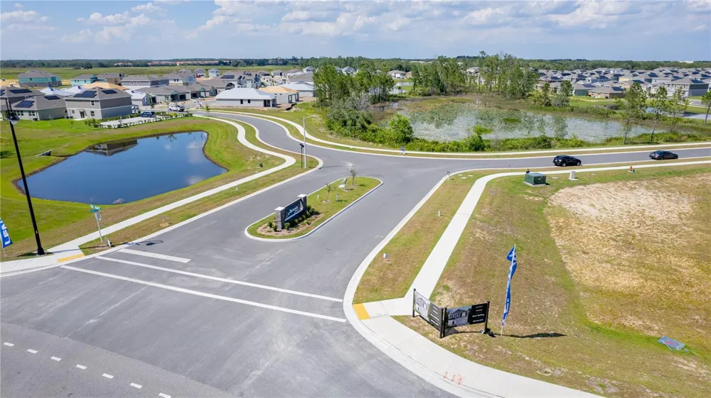 716 DARING DRIVE Davenport, FL 33837