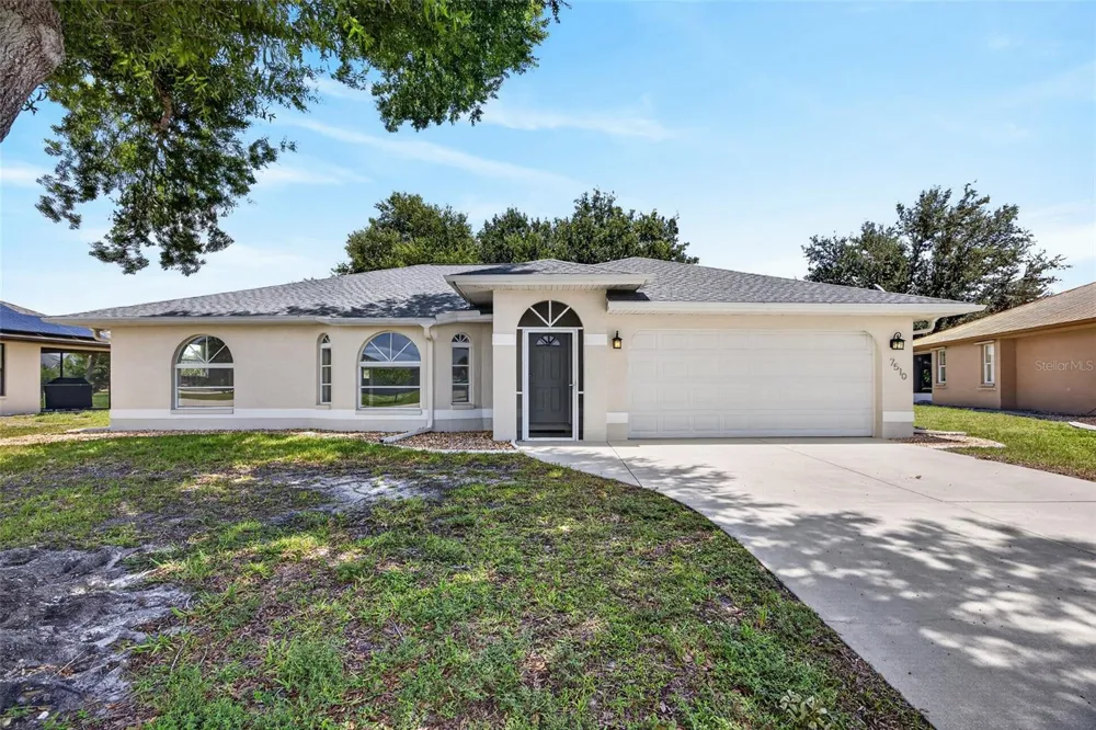 7510 LIGUSTRUM Punta Gorda, FL 33955