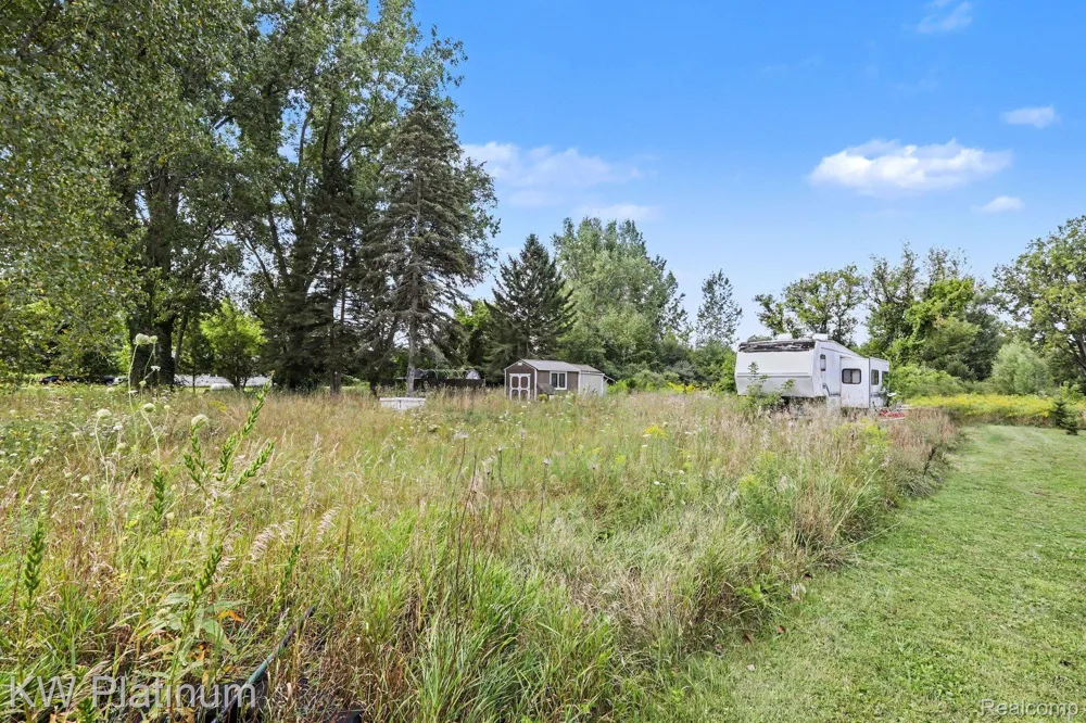 3120 S Hurds Corner Road Wells Township, MI 48723