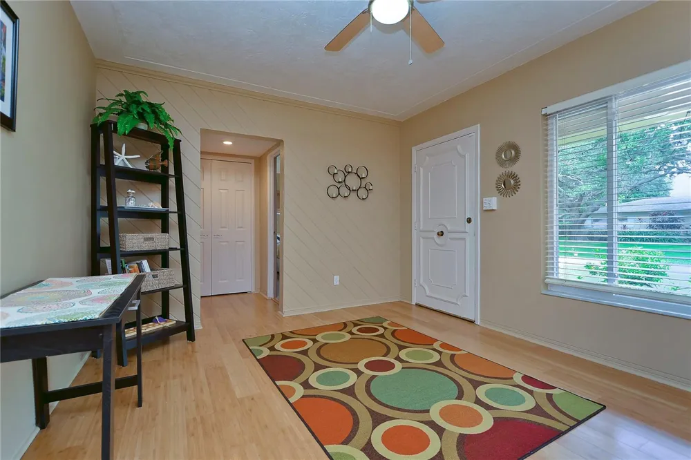 5850 24TH AVENUE S Gulfport, FL 33707