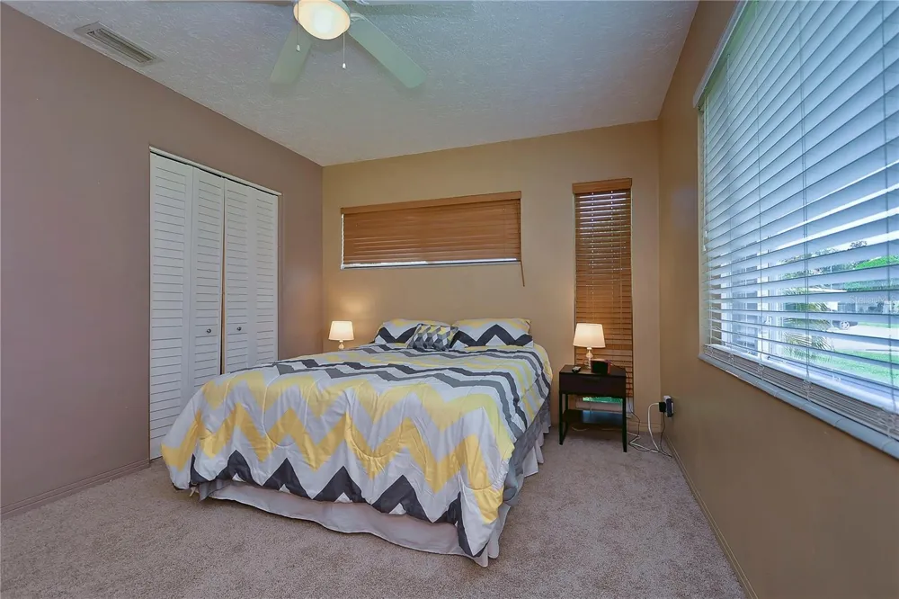 5850 24TH AVENUE S Gulfport, FL 33707