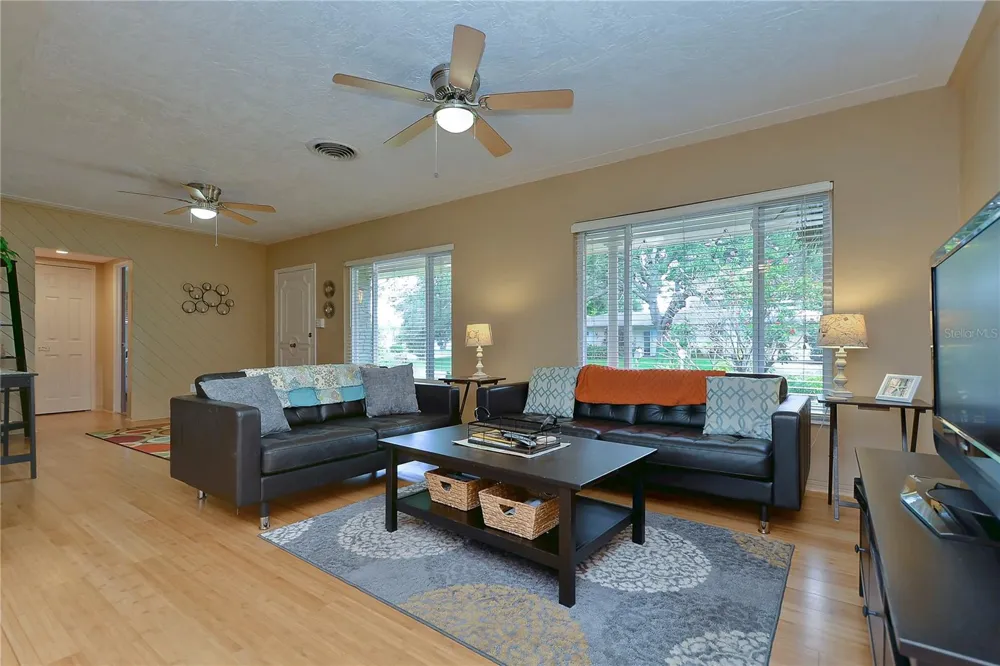 5850 24TH AVENUE S Gulfport, FL 33707