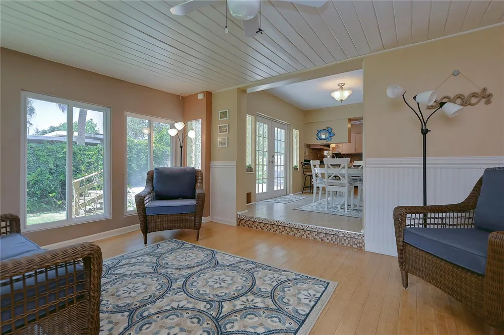 5850 24TH AVENUE S Gulfport, FL 33707