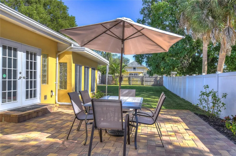 5850 24TH AVENUE S Gulfport, FL 33707