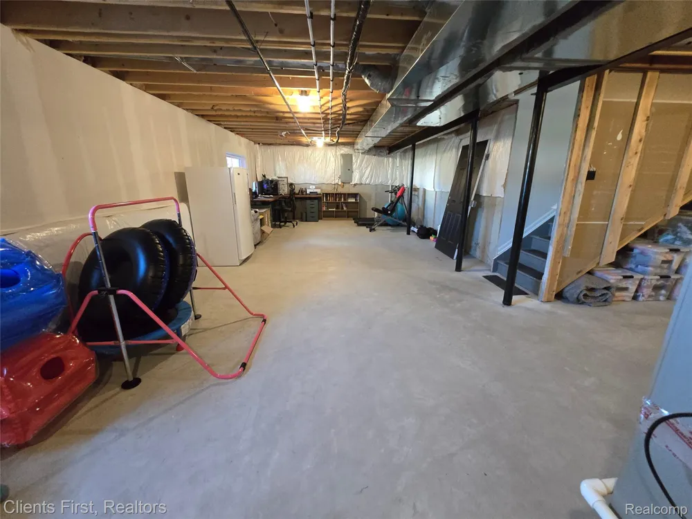 291 Quartz Way White Lake Charter Township, MI 48386
