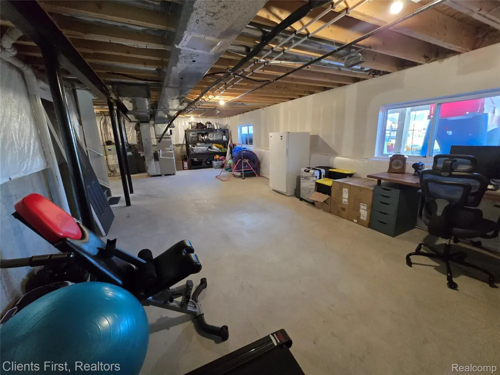 291 Quartz Way White Lake Charter Township, MI 48386